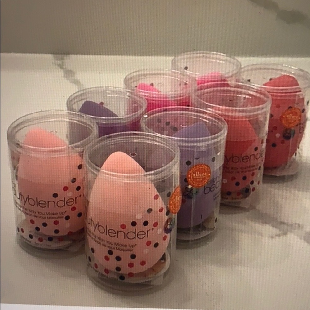 ‼️120‼️ today only ‼️8 BEAUTY BLENDERS NWT